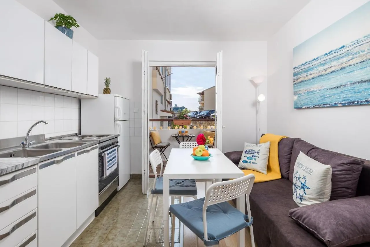 Apartment Papalina Vrsar 0*,  Croatia